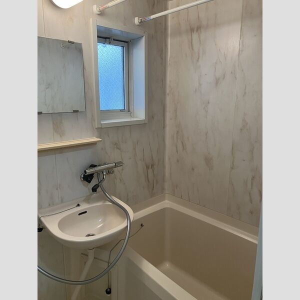 サンクレストせど103号室 浴室