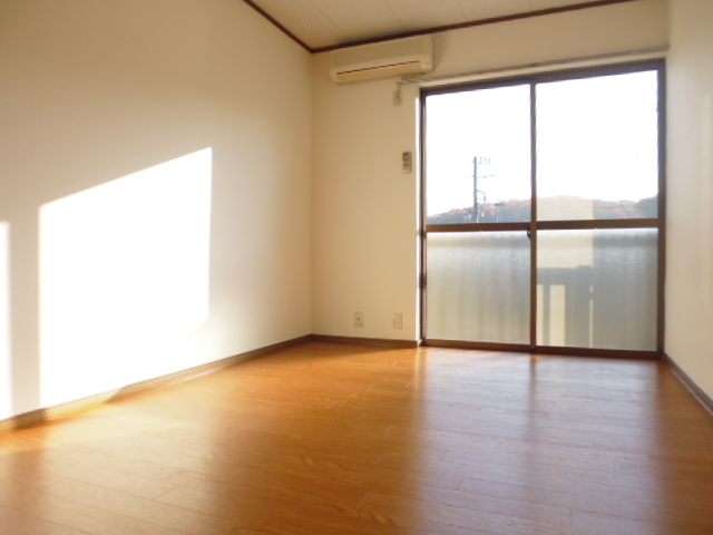 パラシオン田中0208号室 リビング