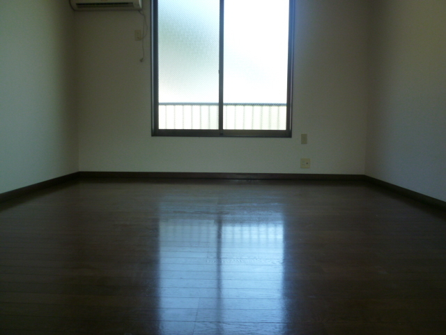 第２シルクロードハイツ0202号室 居室3