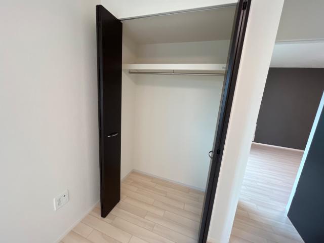 フロレゾン柏～Floraison Kashiwa～202号室 クローゼット