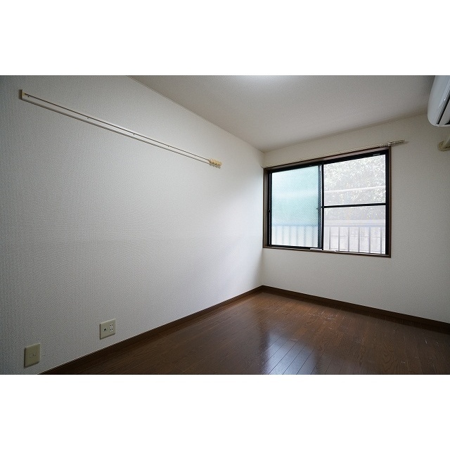 ラプラス坂下２0107号室 洋室