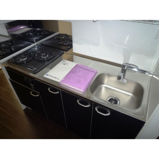 プレイズ　レイ 内観