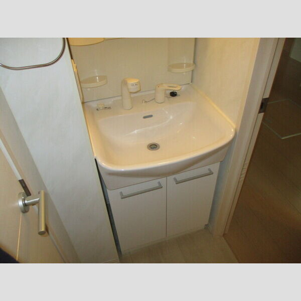 ブルーメ小倉 107(洗髪洗面化粧台)