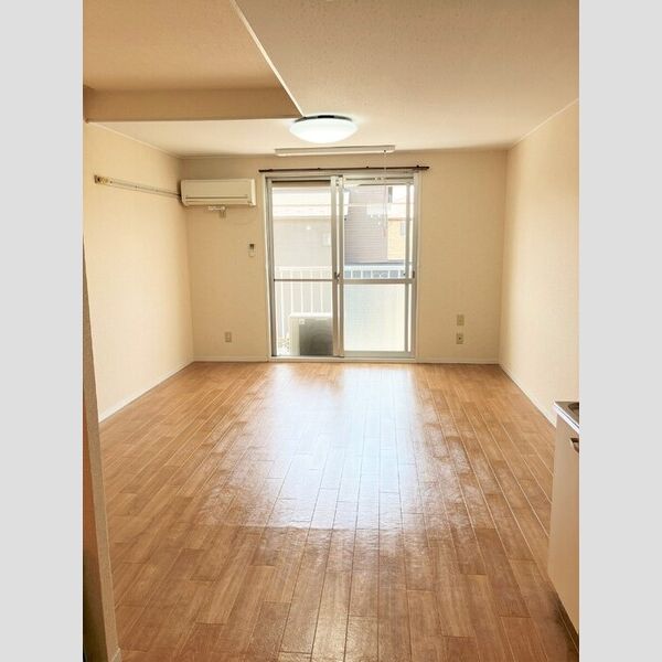 クレセント君塚　B206号室 洋室