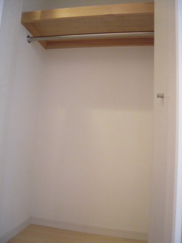 Ｎｅｏ　Ａｘｉｓ綱島0103号室 収納