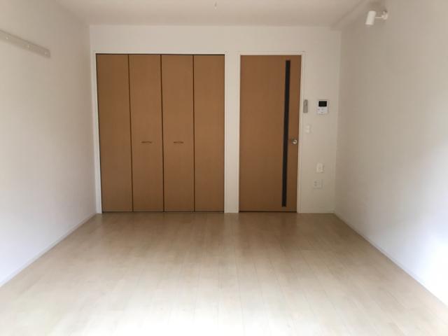 エムネージュ薬円台102号室 洋室