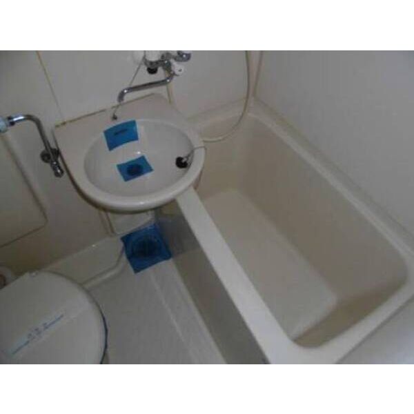 メゾン・ド・セヴェールNO.2 トイレ