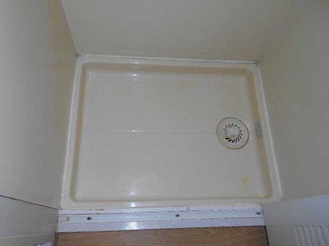 ローズガーデンＡ３２番館(A-032)2階 室内洗濯機置き場