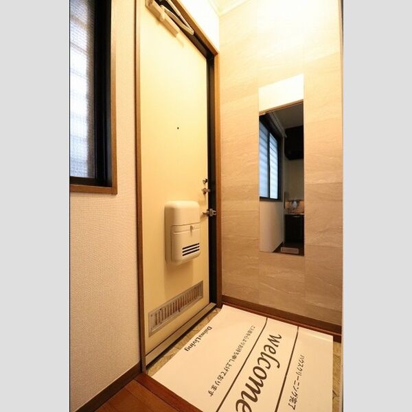 エクレールU 玄関