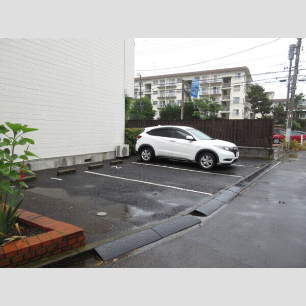 ルネ松洋 敷地内駐車場※要空き確認