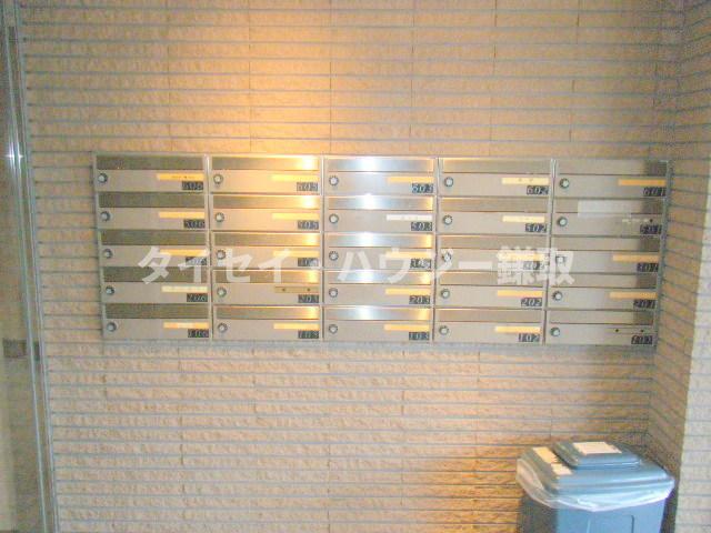 グランコート蘇我0205号室 集合ポストもございます☆