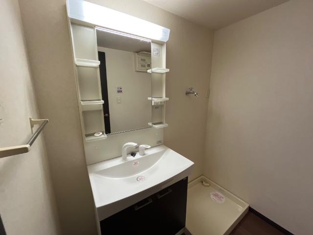 リリー・オブ・ザ・バレー 洗面