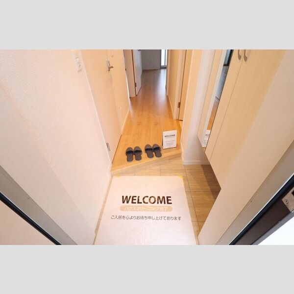 セレス稔台605号室 玄関　シューズボックス(トールタイプ)あり