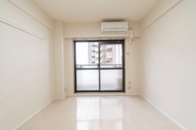 日神パレステージ浦和 内観