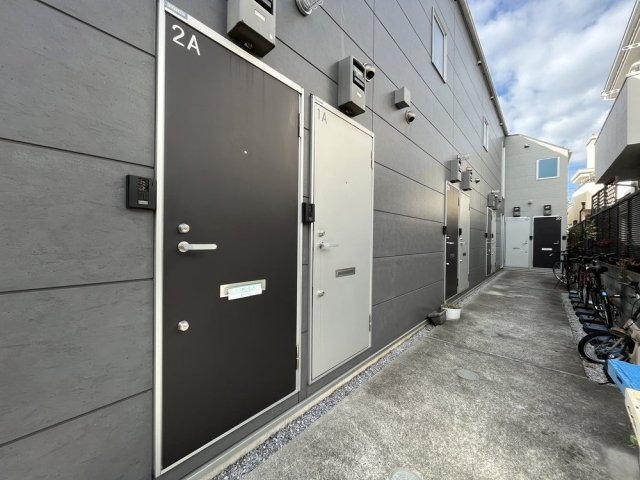 オーパスワン松庵2階 エントランス