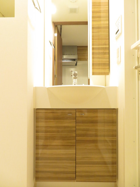 ガーラ・グランディ横濱関内8階 洗面