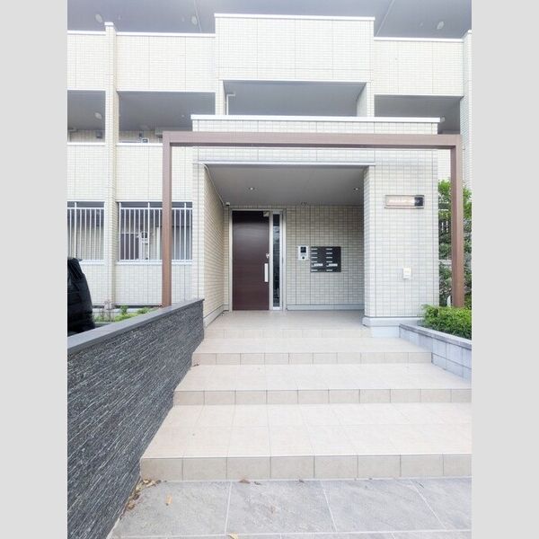 クレストステージ東大宮 エントランス