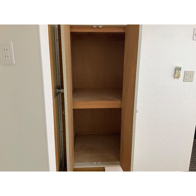 フラット谷中303号室 内観