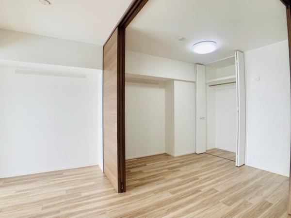 エミリブ東長崎5階 リビング