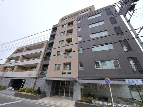 ライオンズ浦和セントマークスの外観画像