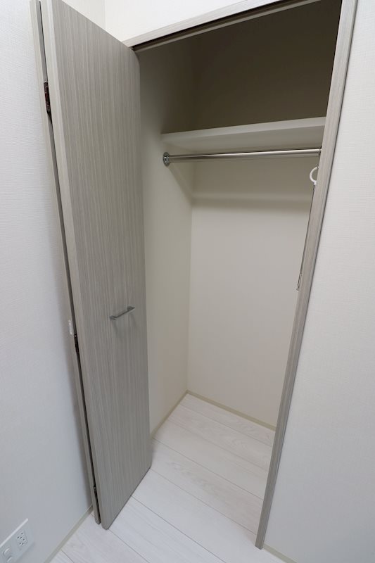 ジェノヴィア椎名町0501号室 収納