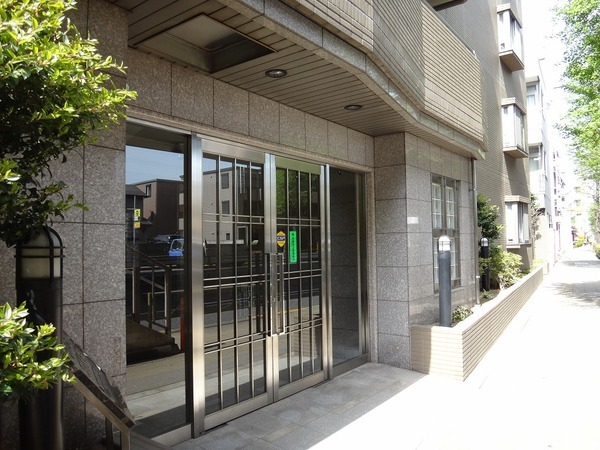 菱和パレス世田谷桜新町210号室 エントランス