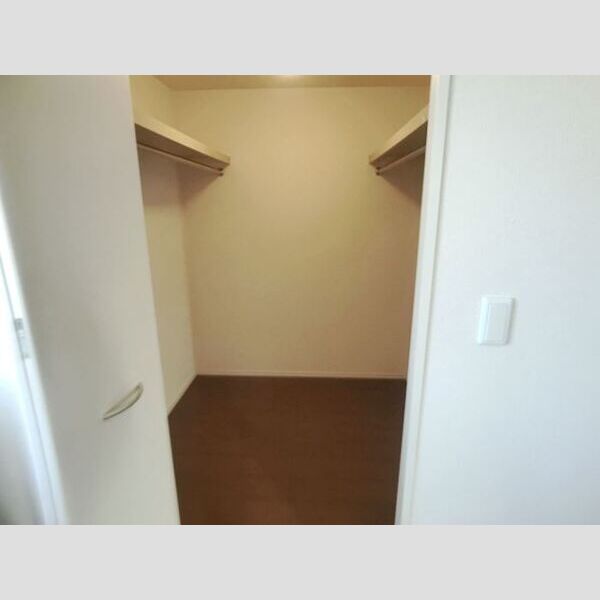 メゾン・ジャンティーユ ウォークインクローゼット