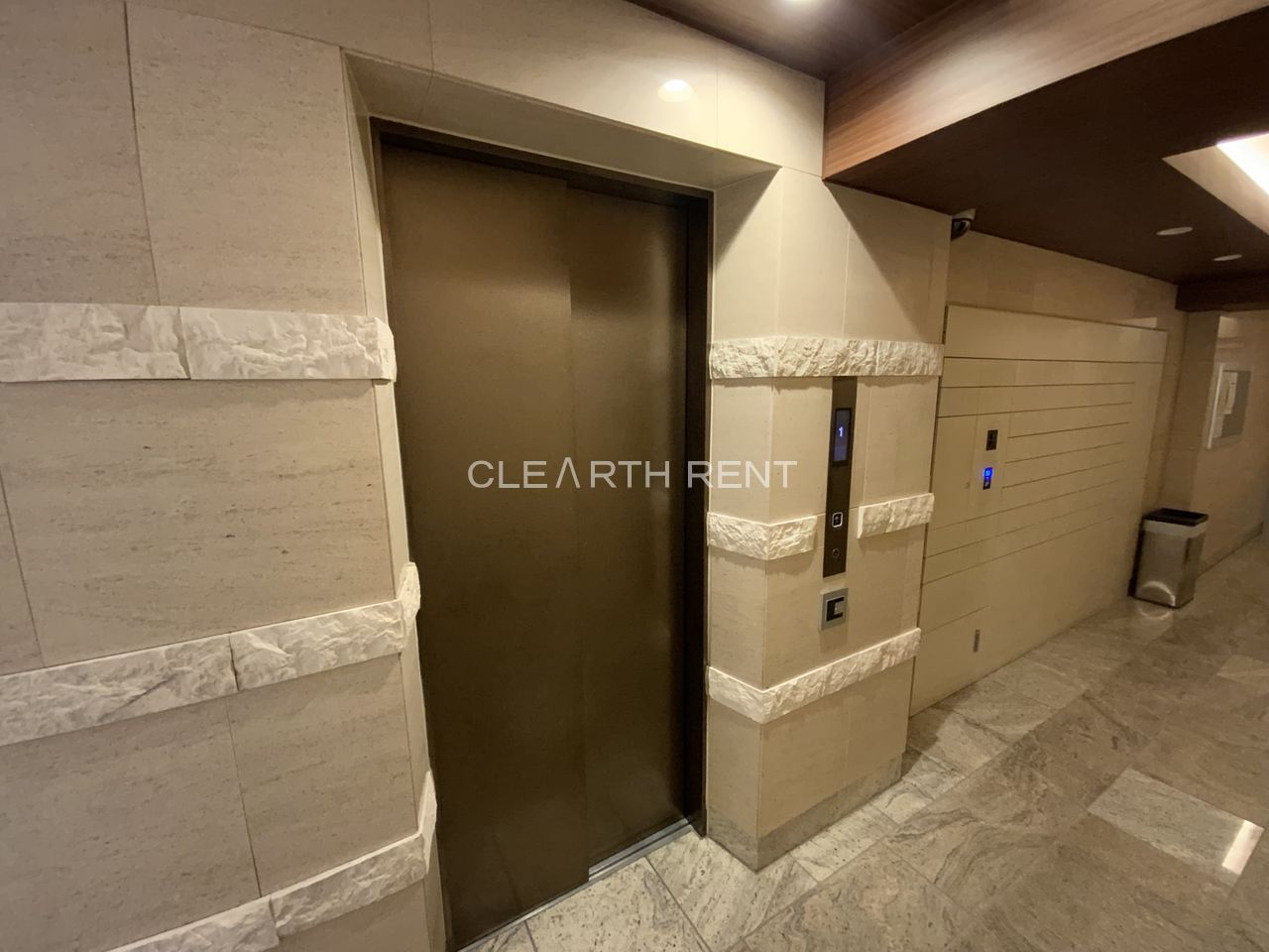 コンシェリア目白台 ＨＩＬＬＳＩＤＥ ＳＱＵＡＲＥ3階 エレベーターホール