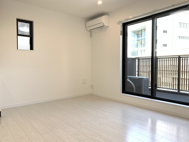 タイド石上 リビング