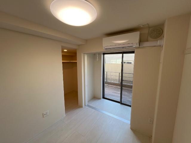 サンセット　ヒルズ（Sunset Hills） 室内