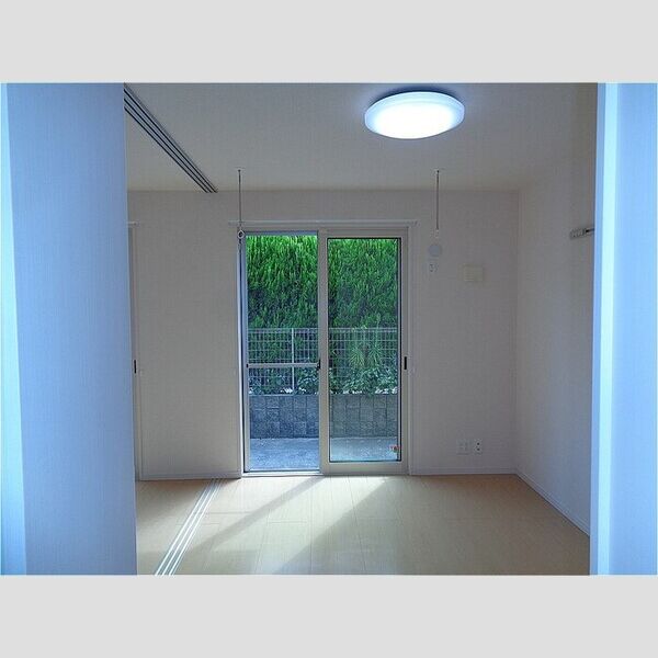 アドバンスコート　B101号室 洋室