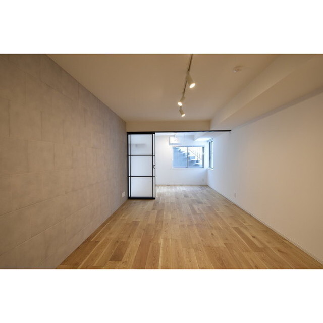 グランパセオ代々木上原B103号室 内観