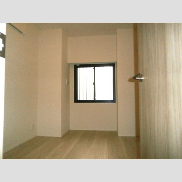 プレミスト金町102号室 洋室6帖