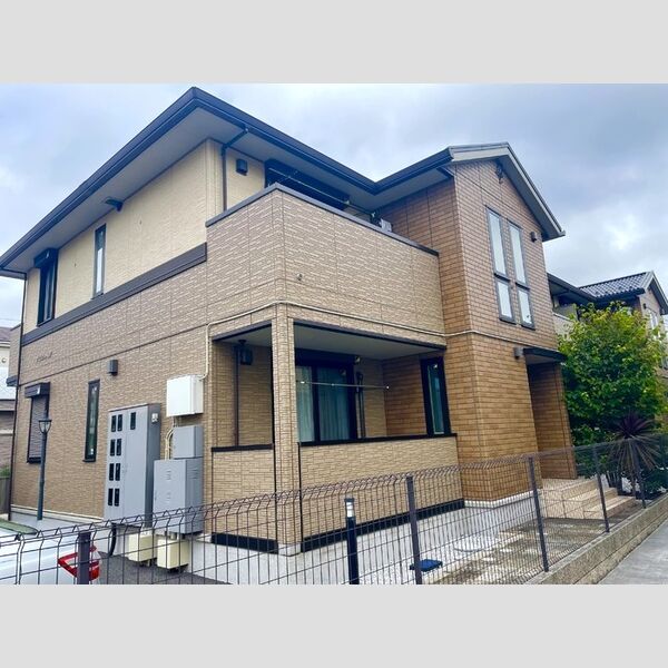 グランシャリオ103号室 建物外観