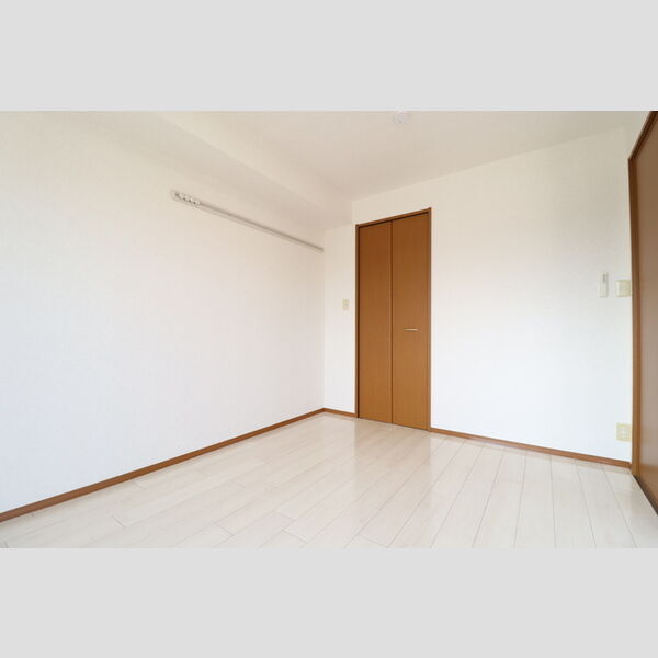 ラファエル　Ⅱ201号室 洋室6帖