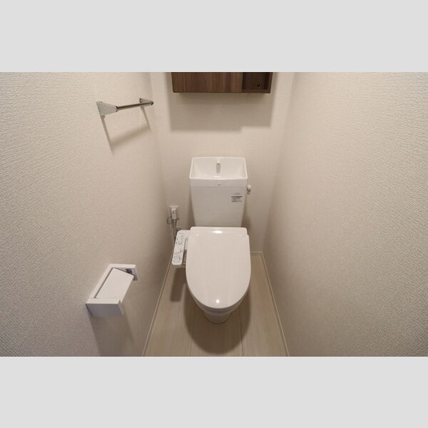 N・D-ROOM IIDACHOU　A棟103号室 温水洗浄暖房便座