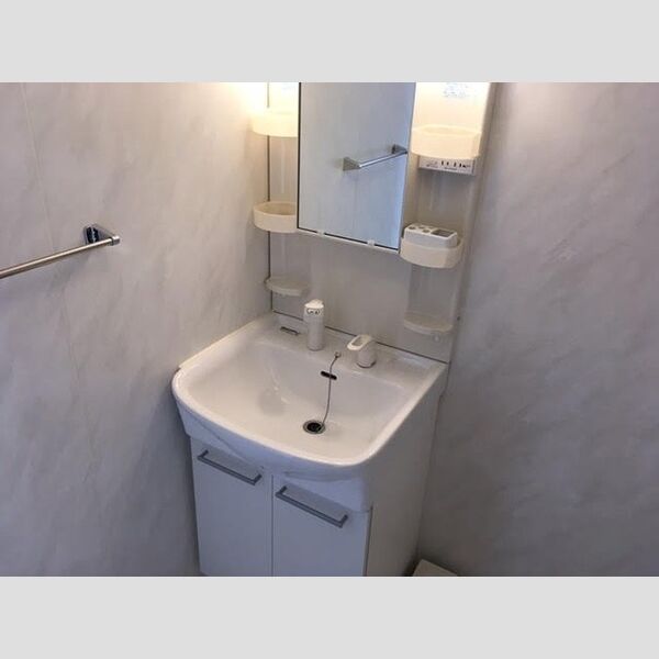 ルミエール瑞穂　壱番館102号室 洗髪洗面化粧台