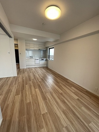 コスモ新小岩サウスコート リビングダイニング（内装後）