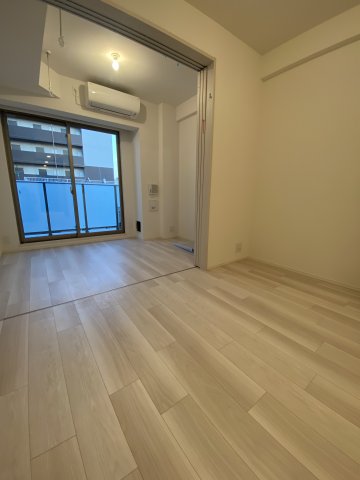 プラウドフラット品川大井町208号室 リビング