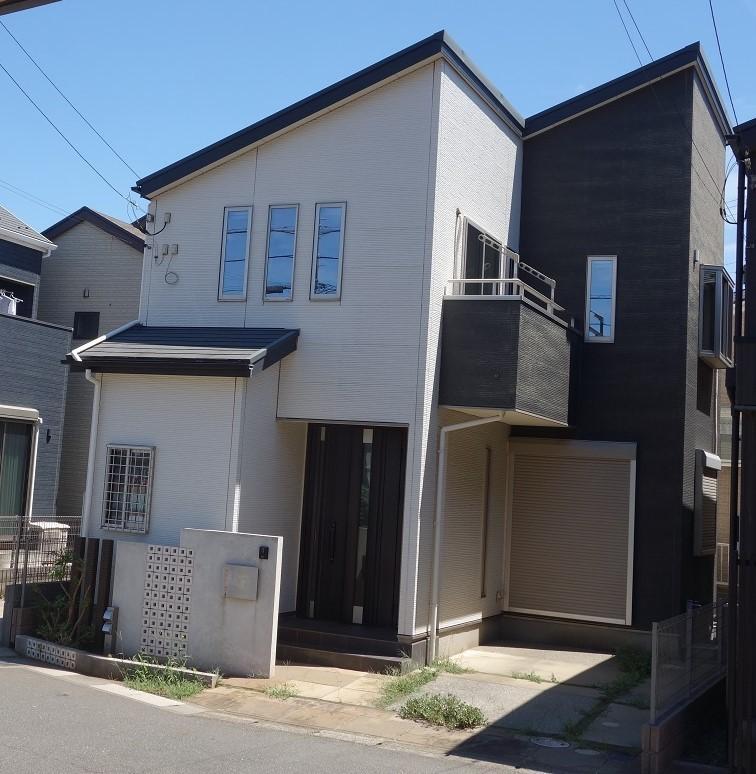 中野木2丁目ハウス 敷地内カーポート