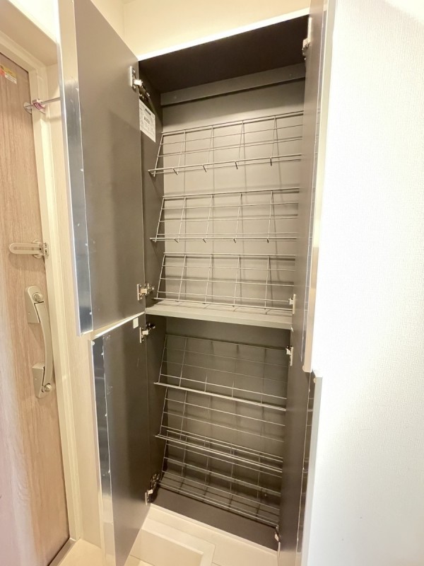 アルファキューブ上十条4階 玄関