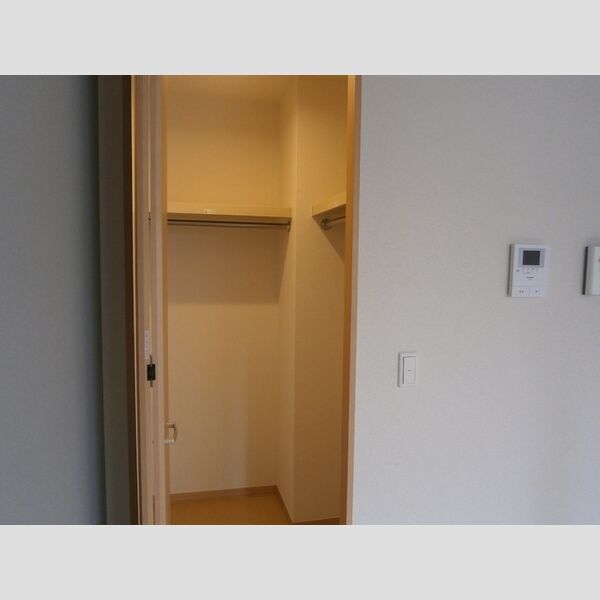 アビテ西新小岩 ウォークインクローゼット