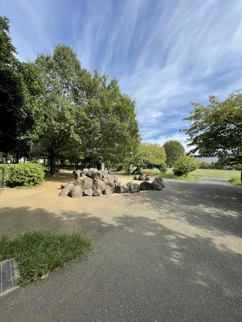 ガーラ・ヒルズ目黒東山1階 東山街かど公園