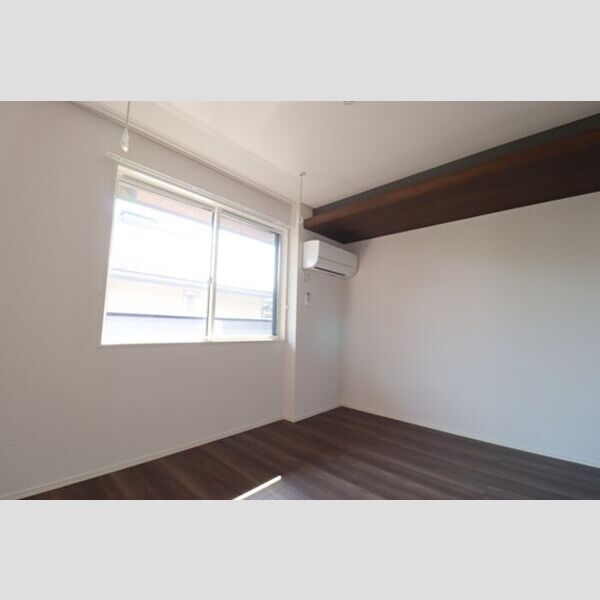 ヌーベルレジデンス202号室 洋室　6帖