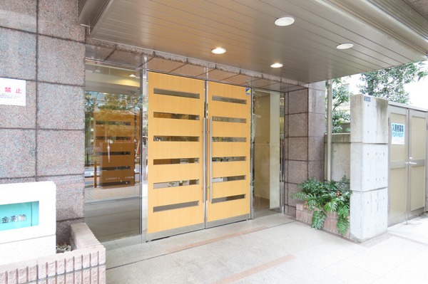 Duo Stage白金高輪 エントランス