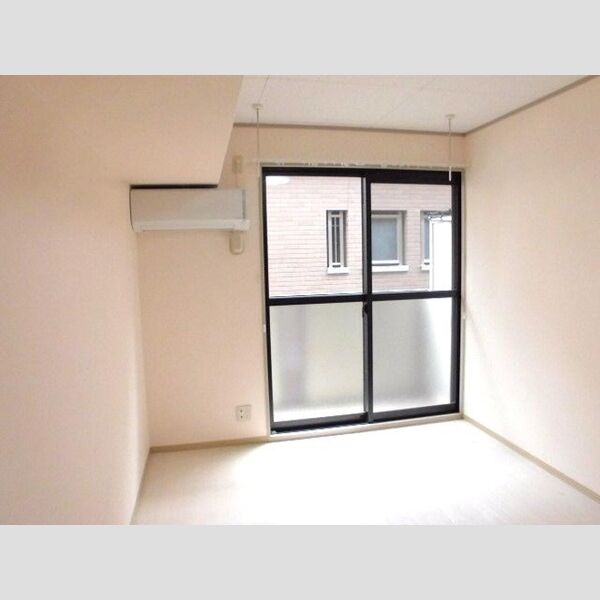 グリーンハイツ102号室 洋室6.5帖