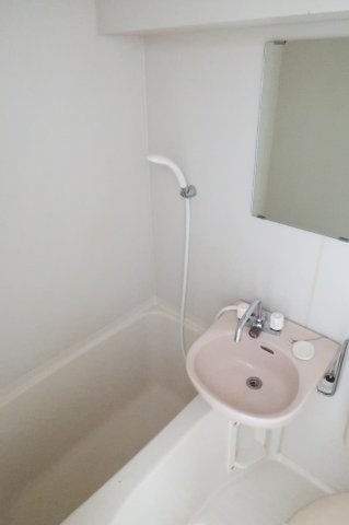 カーイング多摩405号室 同建物別部屋の参考画像