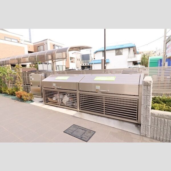 シエルメール 敷地内ゴミBOX