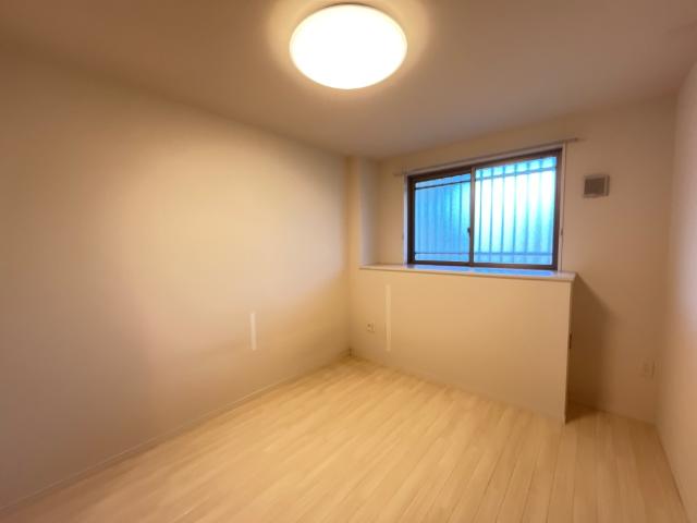 Serena Garden 洋室