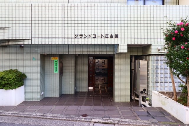 グランドコート江古田4階 エントランス